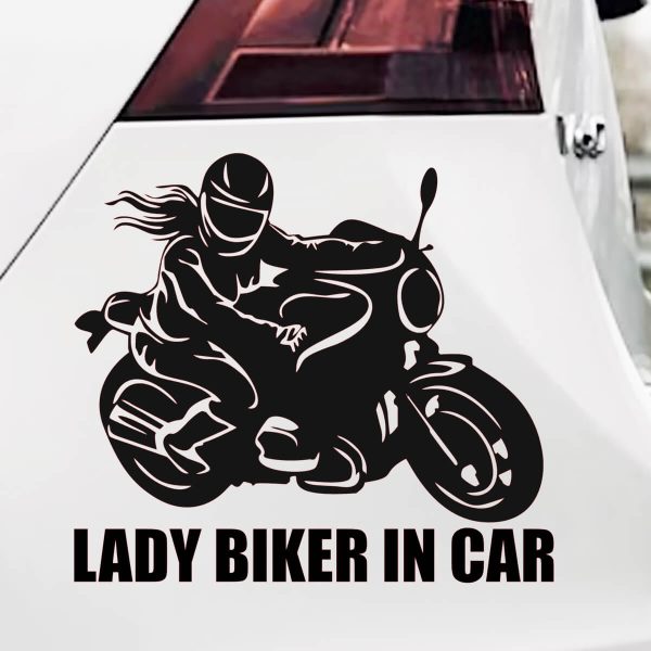 avto nalepka lady biker in car