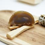 ahat geoda smeđa boja