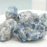 grubi kalcit plave boje