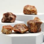 smeđi grubi kalciti