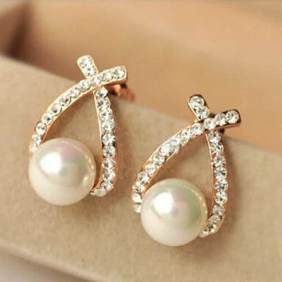 kristalni uhani z biseri