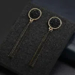 dolgi viseči uhani črne barve modni