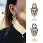 uhani iz kristala modni elegantni v obliki sovzice z velikim diamantom