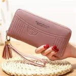 Ženska denarnica iz usnja z natpisom vijolična