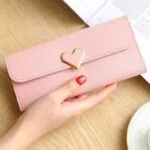 denarnica s srcem akcija