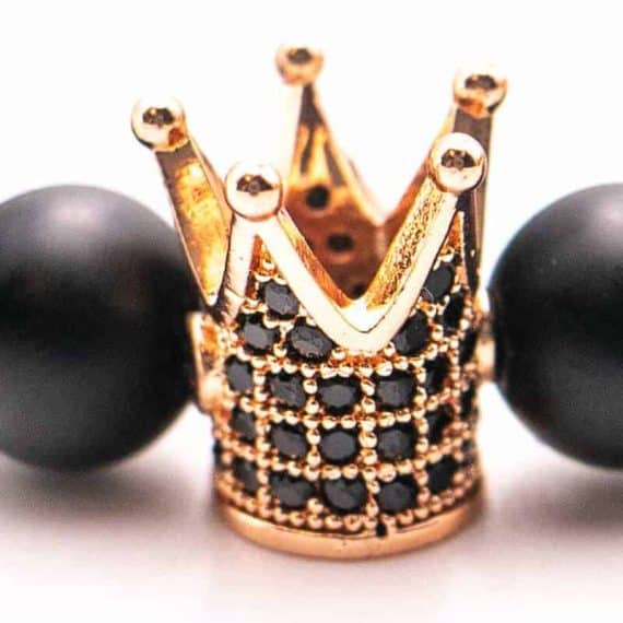 zlati obesek zapestnice crown