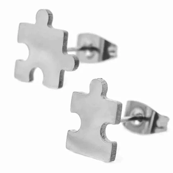 Ženski uhani puzzle srebrne barve Ženski uhani puzzle srebrne barve