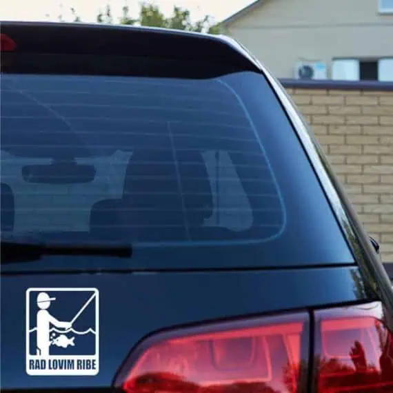 nalepka za ribiče z napisom rad lovim ribe