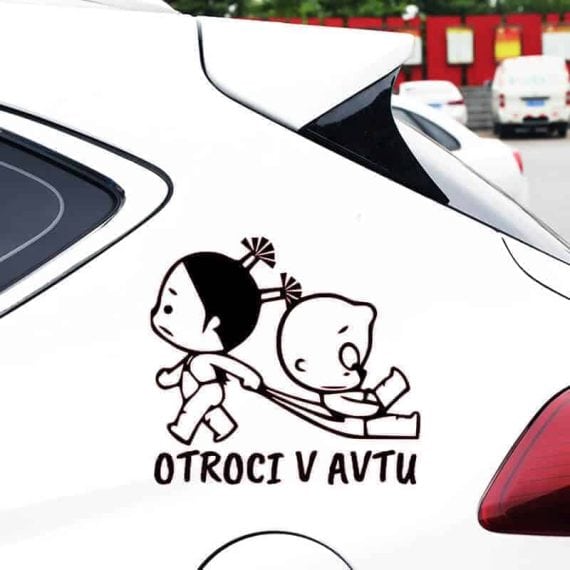 brat in sestra v avtu personalizirana nalepka