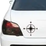 nalepka kompas na avtu
