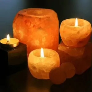 svečnik iz himalajske soli romantična večer