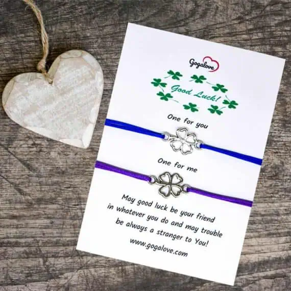 zapestnica za srečpo z obeskom deteline