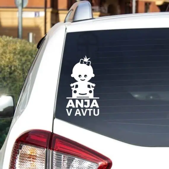 bela nalepka otrok v avtu za avto
