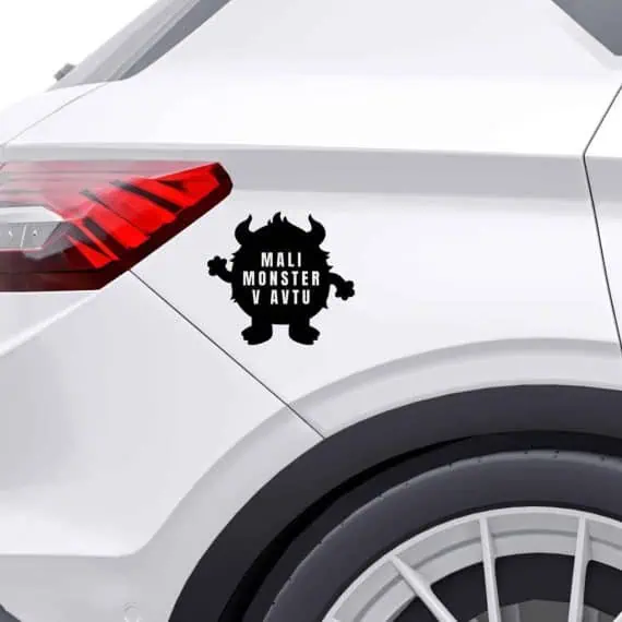 monster v avtu nalepka