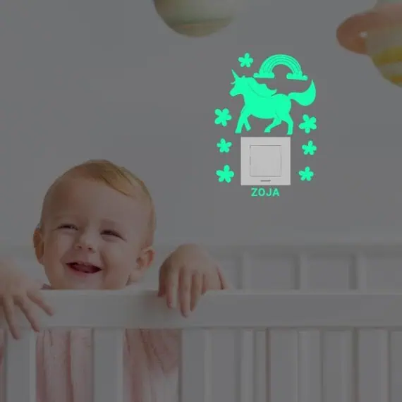 nalepka za steno svetleča za otroško sobo unicorn