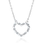 srebrna verižica srce z diamanti in elegantnimi krogi