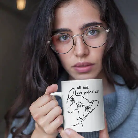 Skodelica francoski buldog s smešnim napisom