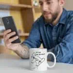 Skodelica za kavo s poslikavo francoskega buldoga ter napisom