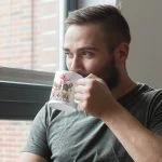 skodelice s tiskom oče francoskih buldogov