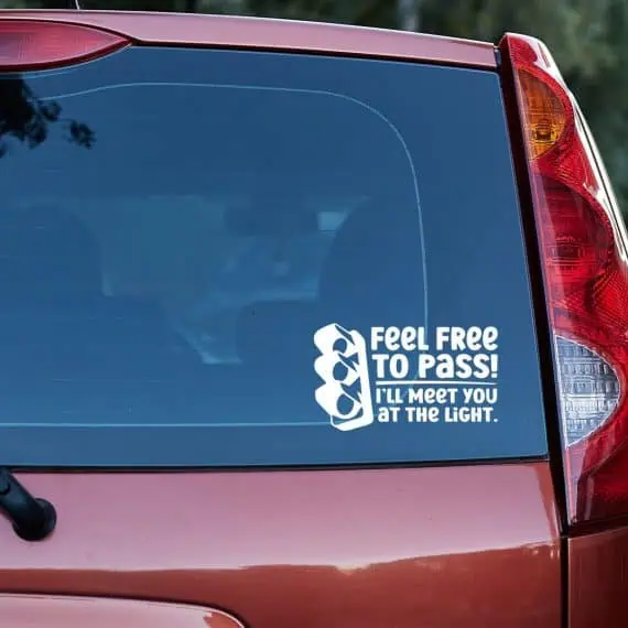 feel free to pass nalepka za avto