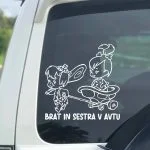 Brat in sestra v avtu nalepka za avte