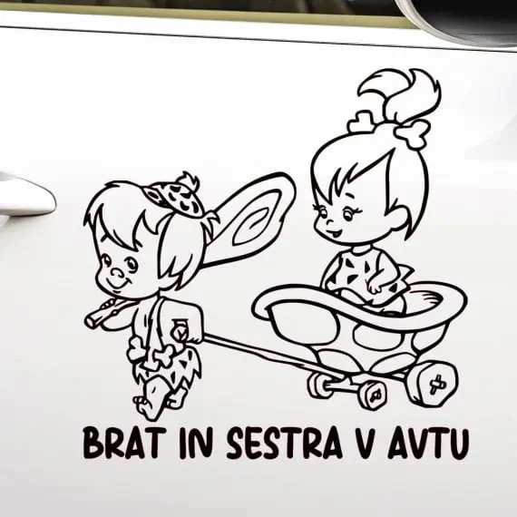 Otrok v avtu brat in sestra v avtu