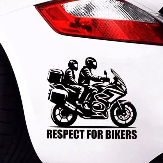 Nalepka dva motorista na potovalnem motorju za avto