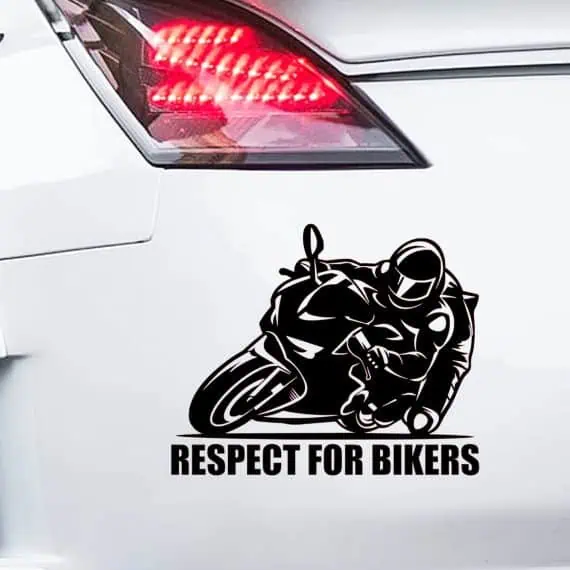 Nalepka z motivom dirkalnega motorja