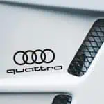 Audi quattro avto nalepka