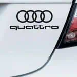 Audi quattro logo nalepka