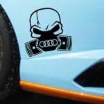 Avto nalepke Lobanja z gasmasko in AUDI logotom
