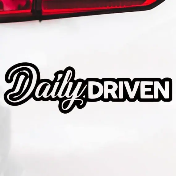 Nalepka Daily Driven avtomobilske vinilske