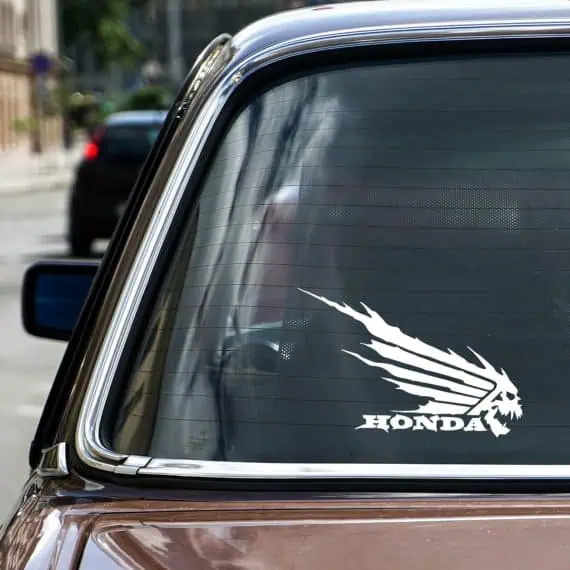 Nalepka lobanja v ognju z napisom HONDA za avtomobile