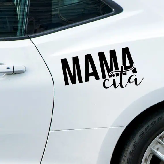 Nalepka za avto z napisom Mamacita
