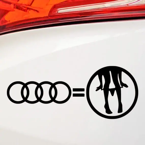 avto nalepka Audi je enako vroča ženska