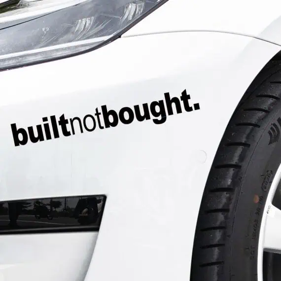 Nalepka builtnotbought za avto