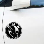 Avto Nalepka Logo BWM in prelepa ženska