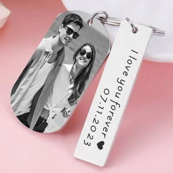 Graviranje na obesek slika in besedilo