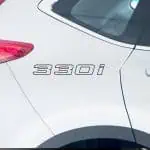 Nalepka BMW 330i obrobljeno besedilo