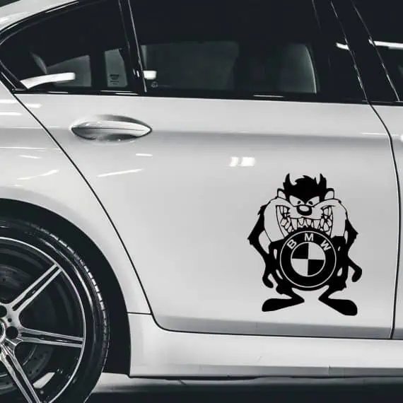 avto nalepka BMW monster