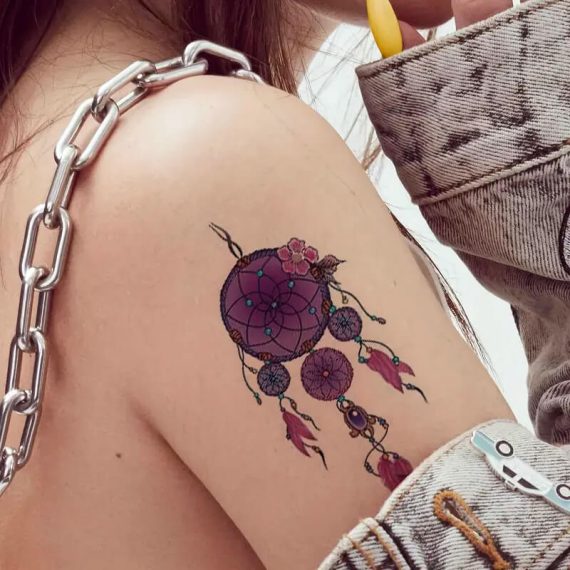 Magični geometrijski tatu barvni